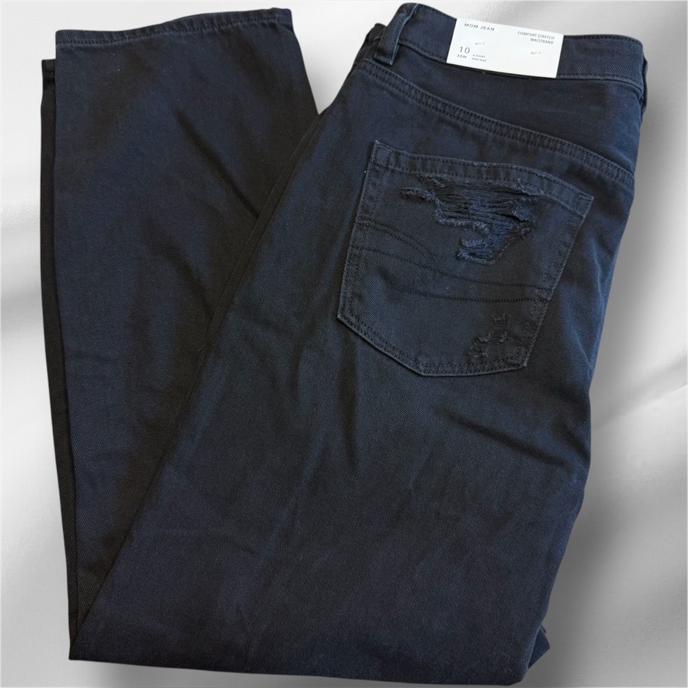 American Eagle Destroyed Mom Jeans Black Size 10 X-Short 30W New